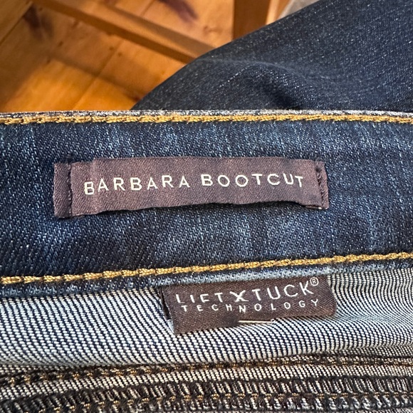 Size 12 NYDJ Boot Cut Jeans - Picture 3 of 3